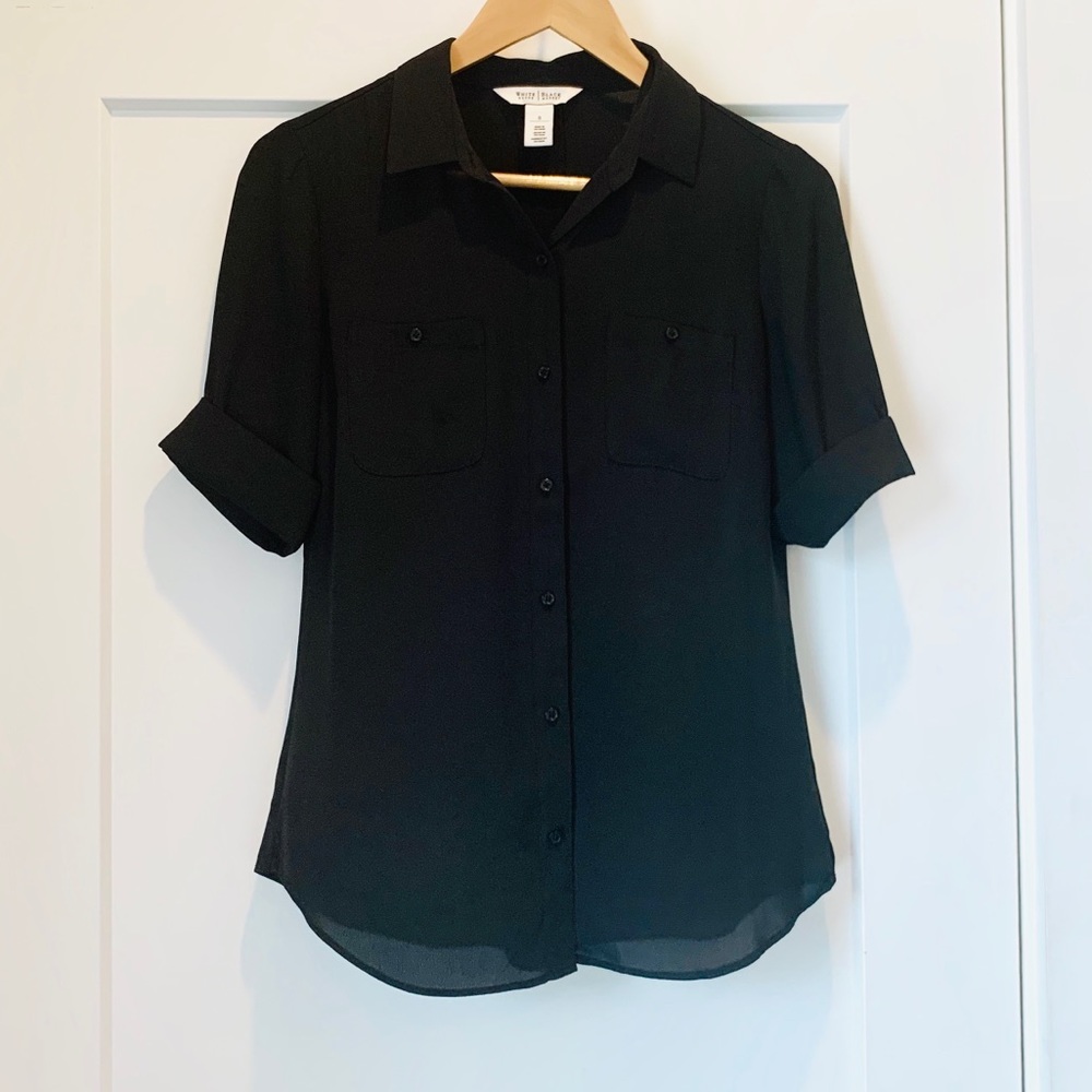 Black button down top with collar and side pocket